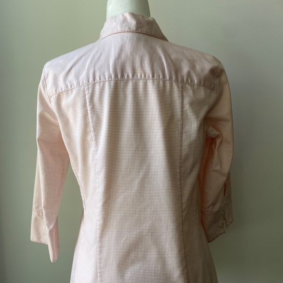 Banana Republic Tailored Fit Pink and White Button Down, Size M - Picture 4 of 8